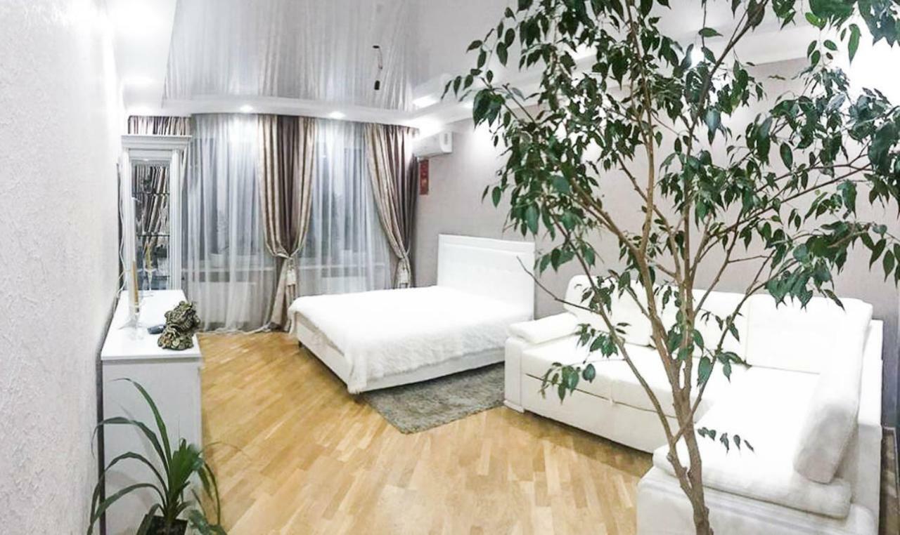 Rent-Kiev Apartment On Luxklavdievskaya Экстерьер фото
